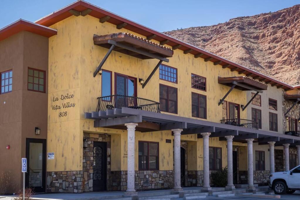 Luxury Downtown Rental - La Dolce Vita Villa #3 Moab Zewnętrze zdjęcie